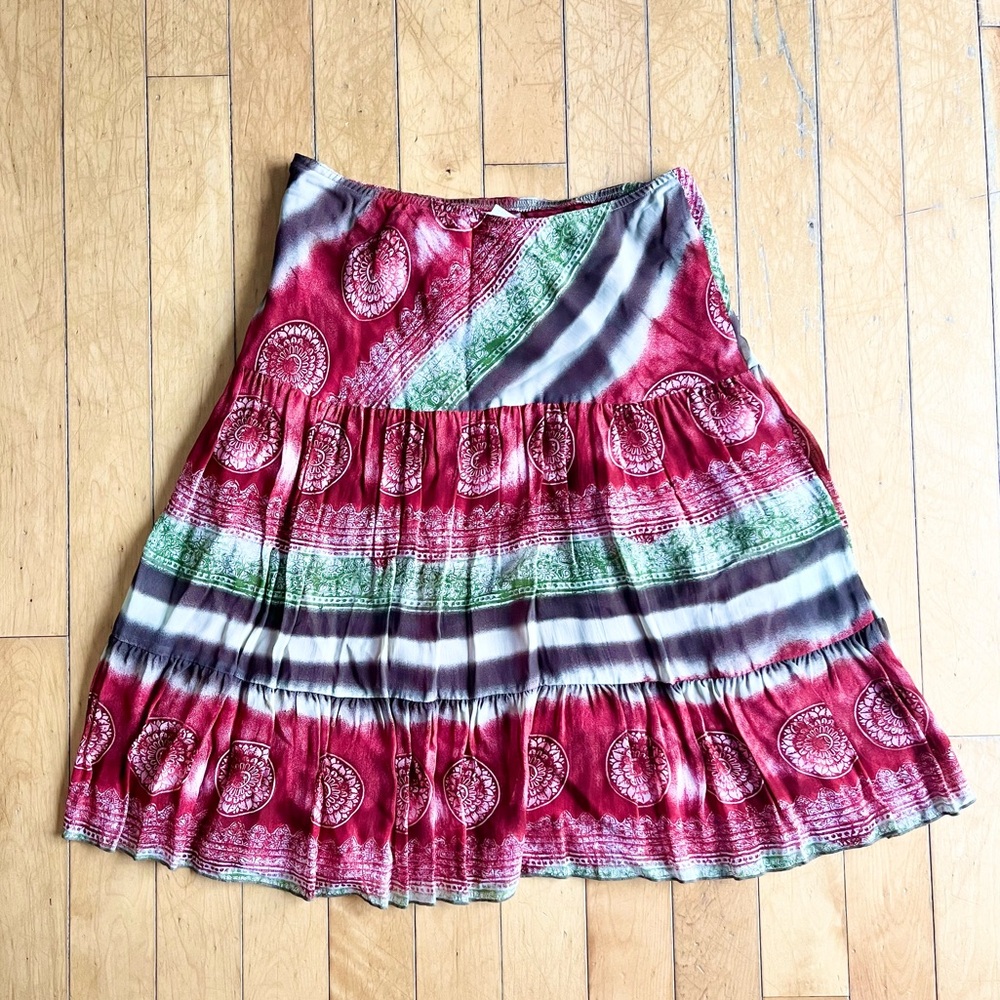 Vintage Abria Y2K Bohemian Red and Green Mandala‑inspired Skirt Size Large